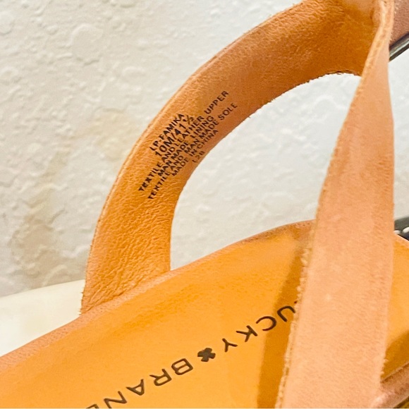 NWOT Lucky Brand Wooden Crochet Ankle Buckle Platforms Size 10 - Picture 8 of 11